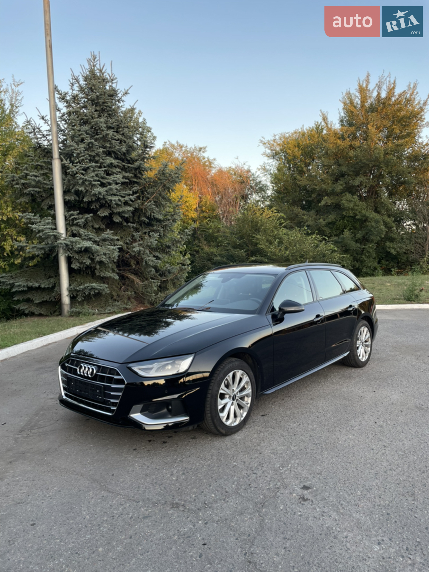 2022 Audi A4 - фото 1