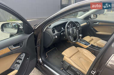 Седан Audi A4 2013 в 