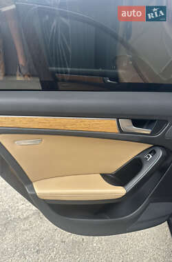 Седан Audi A4 2013 в 