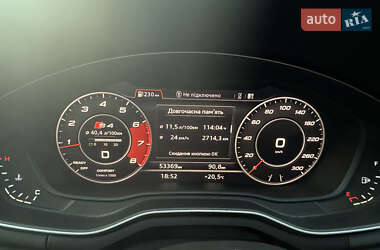 Седан Audi A4 2019 в 