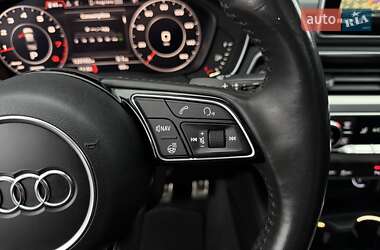 Седан Audi A4 2019 в 