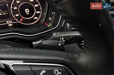 Седан Audi A4 2019 в 