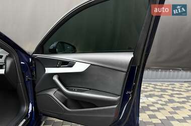 Седан Audi A4 2019 в 