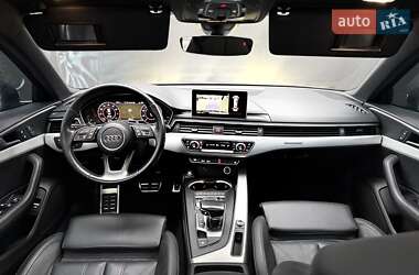 Седан Audi A4 2019 в 