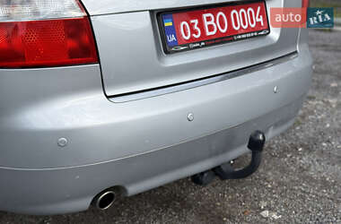 Седан Audi A4 2004 в 