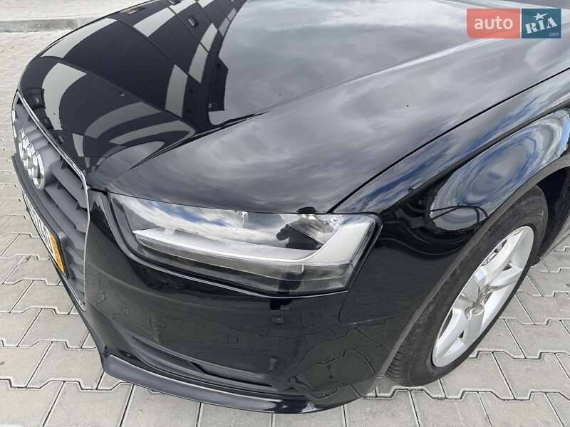Седан Audi A4 2013 в Калуше