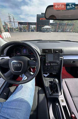 Седан Audi A4 2006 в 