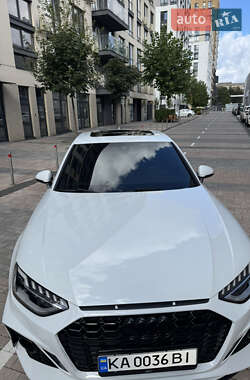 Седан Audi A4 2019 в 