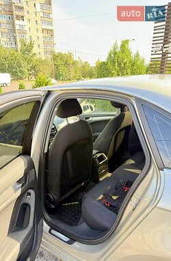 Седан Audi A4 2012 в 