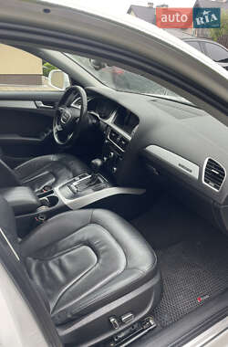 Седан Audi A4 2013 в Львові