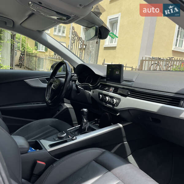 Універсал Audi A4 2017 в Одесі