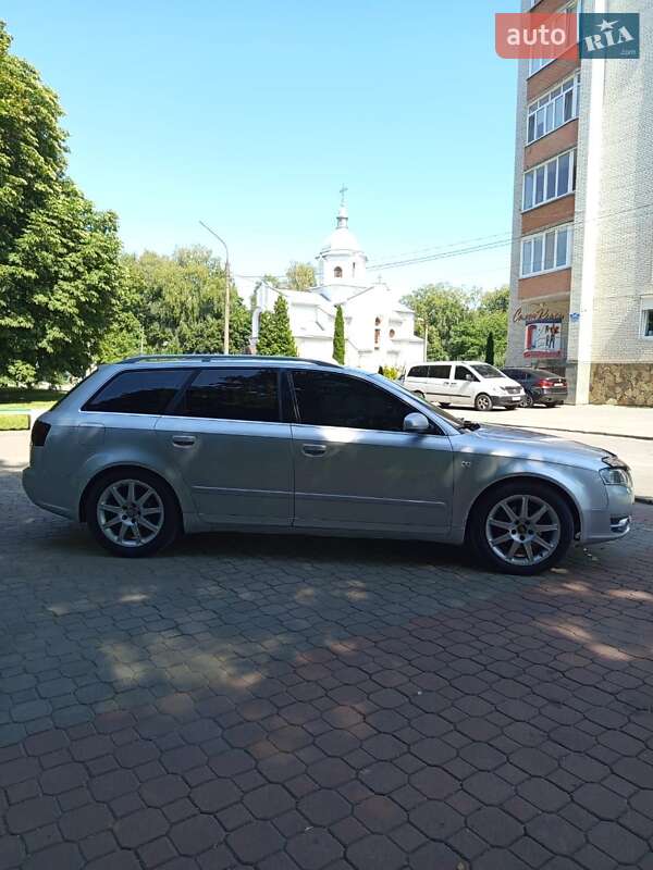 Універсал Audi A4 2004 в Волочиську