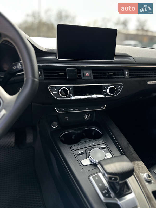 Седан Audi A4 2017 в Овручі
