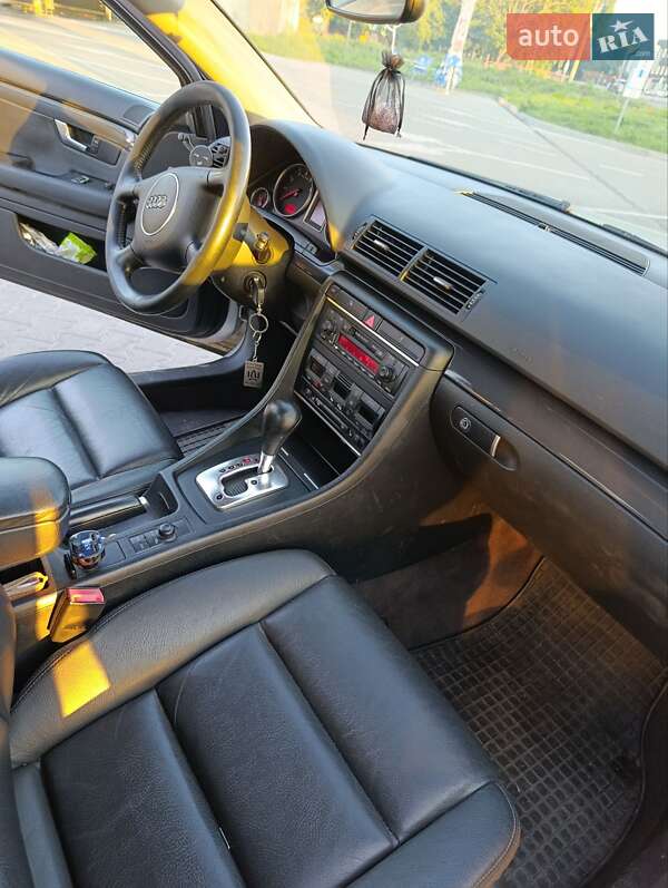 Седан Audi A4 2002 в Житомире