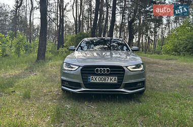Седан Audi A4 2015 в 