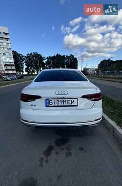Седан Audi A4 2018 в 