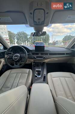 Седан Audi A4 2018 в 