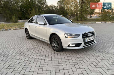 Седан Audi A4 2012 в 