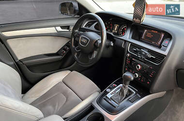Седан Audi A4 2012 в 