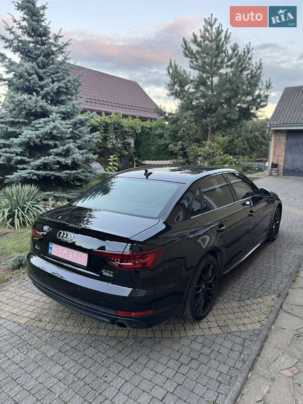 Седан Audi A4 2018 в Луцке