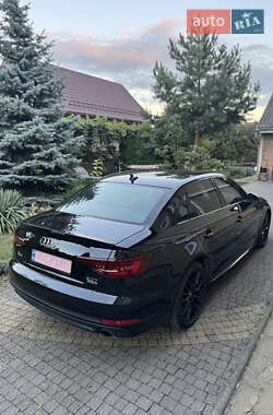 Седан Audi A4 2018 в 