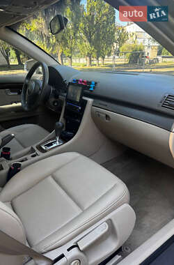 Седан Audi A4 2002 в 