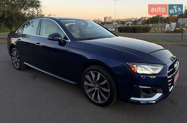 Седан Audi A4 2020 в 