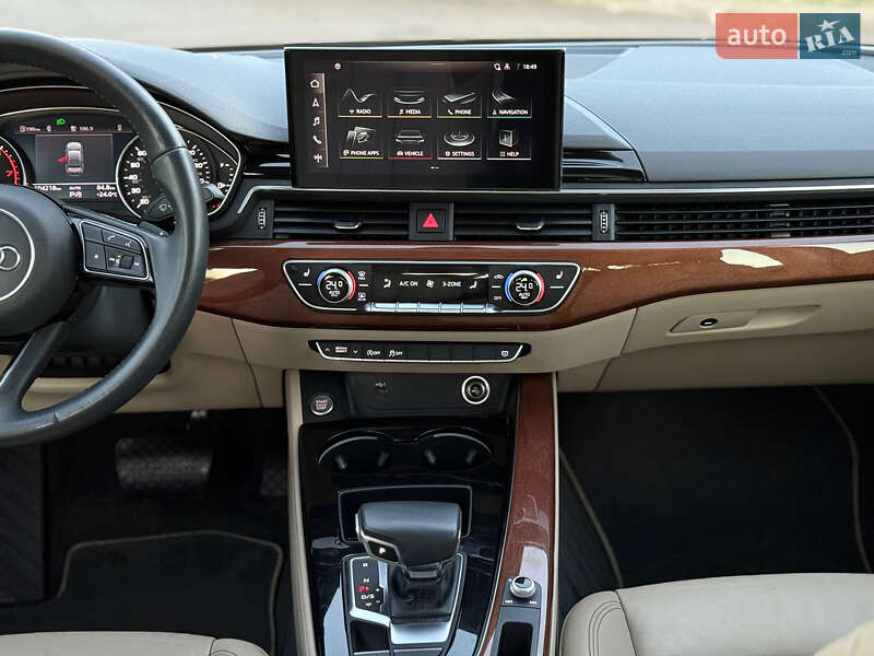 Седан Audi A4 2020 в Кривом Роге