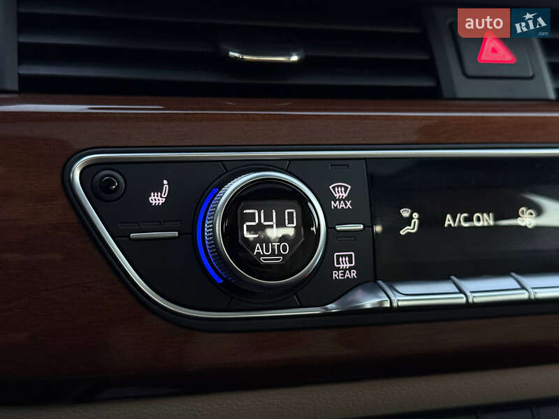 Седан Audi A4 2020 в Кривом Роге