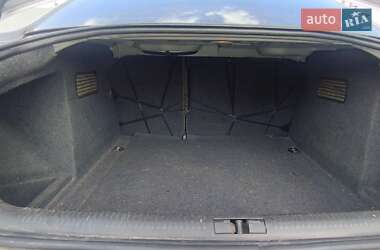 Седан Audi A4 2001 в Карловке