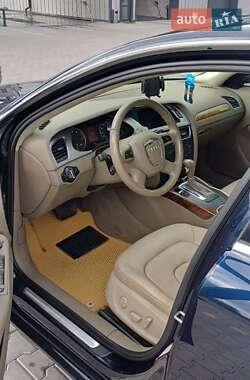 Седан Audi A4 2010 в 