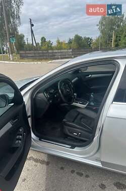Седан Audi A4 2013 в 