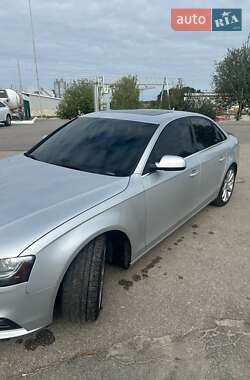 Седан Audi A4 2013 в 