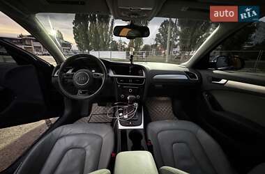 Седан Audi A4 2015 в 