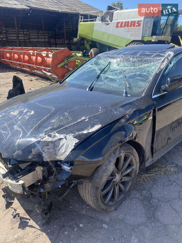 Седан Audi A4 2014 в Гадяче