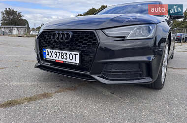 Седан Audi A4 2018 в 