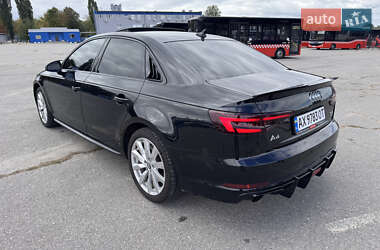 Седан Audi A4 2018 в 
