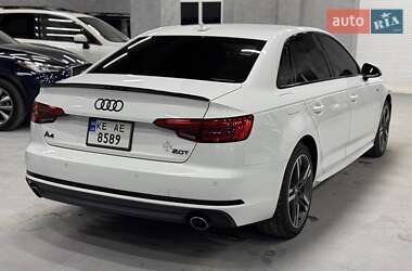 Седан Audi A4 2016 в 
