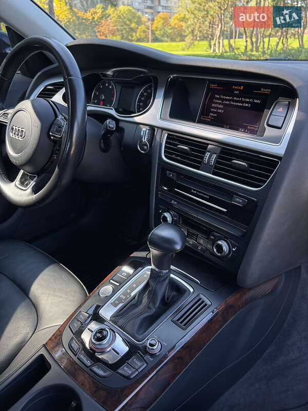 Седан Audi A4 2015 в Дніпрі
