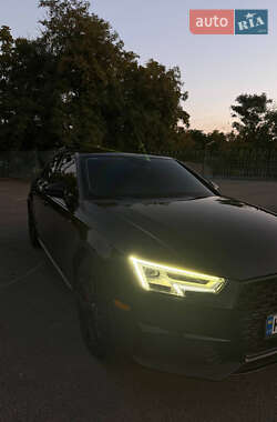 Седан Audi A4 2016 в 