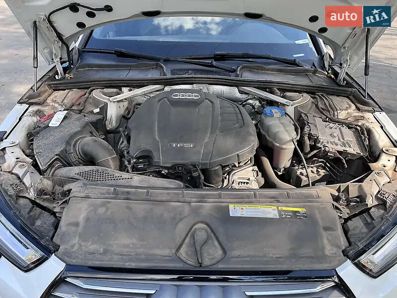 Седан Audi A4 2015 в Кривому Розі