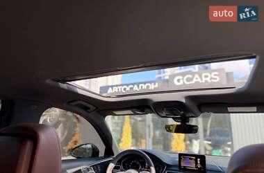 Седан Audi A4 2017 в 