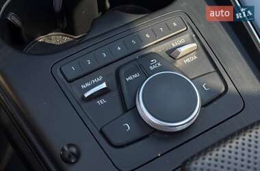 Седан Audi A4 2017 в 
