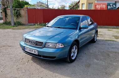 Седан Audi A4 1998 в 