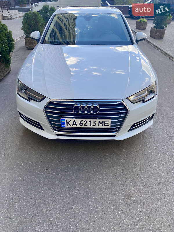 Седан Audi A4 2016 в Києві