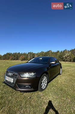 Седан Audi A4 2012 в 