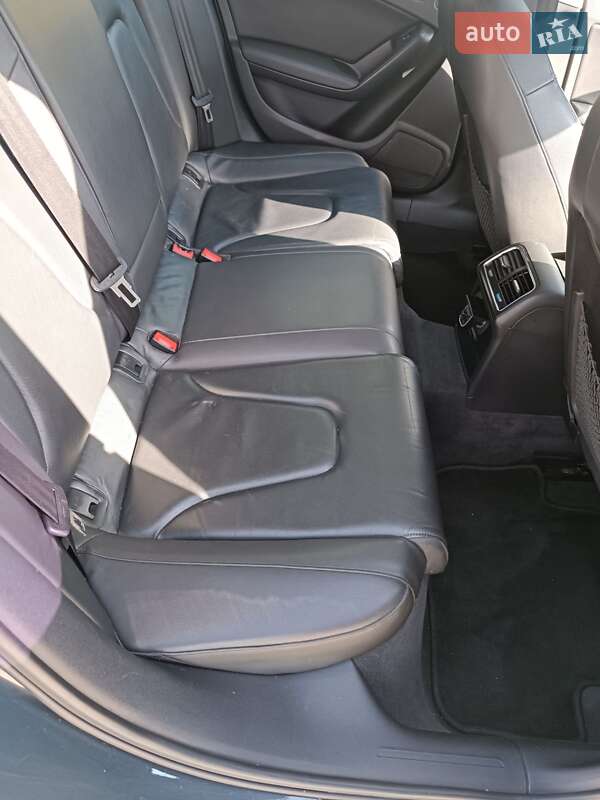 Седан Audi A4 2009 в Киеве