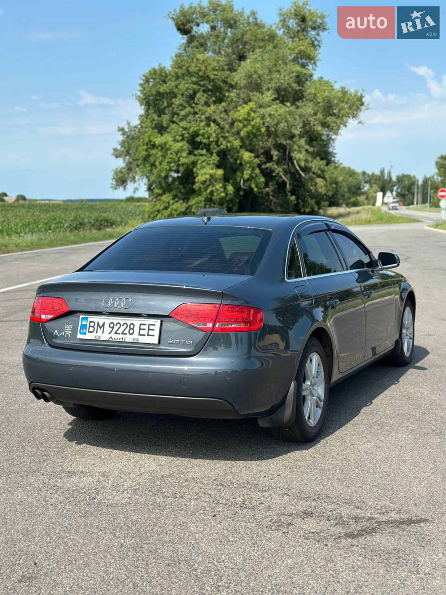 2010 Audi A4 - мініатюра 5