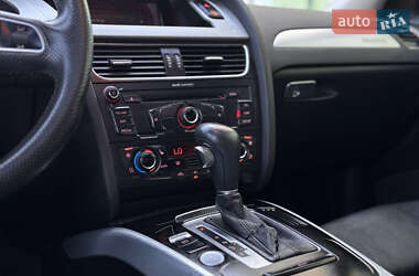 Седан Audi A4 2012 в 
