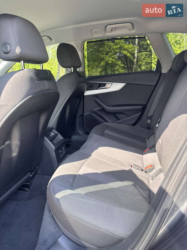 Универсал Audi A4 2020 в Старом Самборе фото 30 Универсал Audi A4 2020 в Старом Самборе
